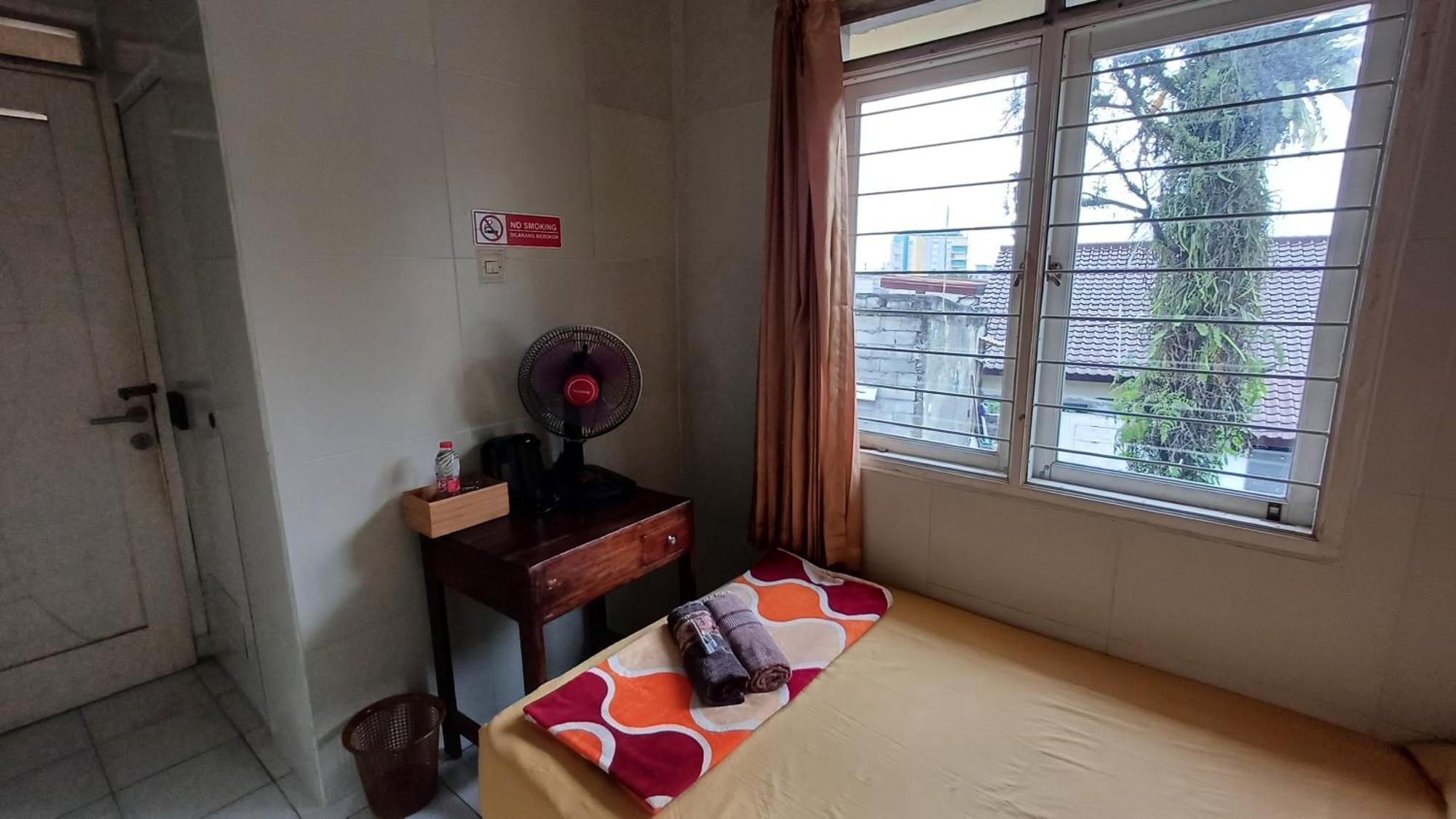 Kost Carmelia Syariah Baranangsiang Bogor Hotel Bagian luar foto