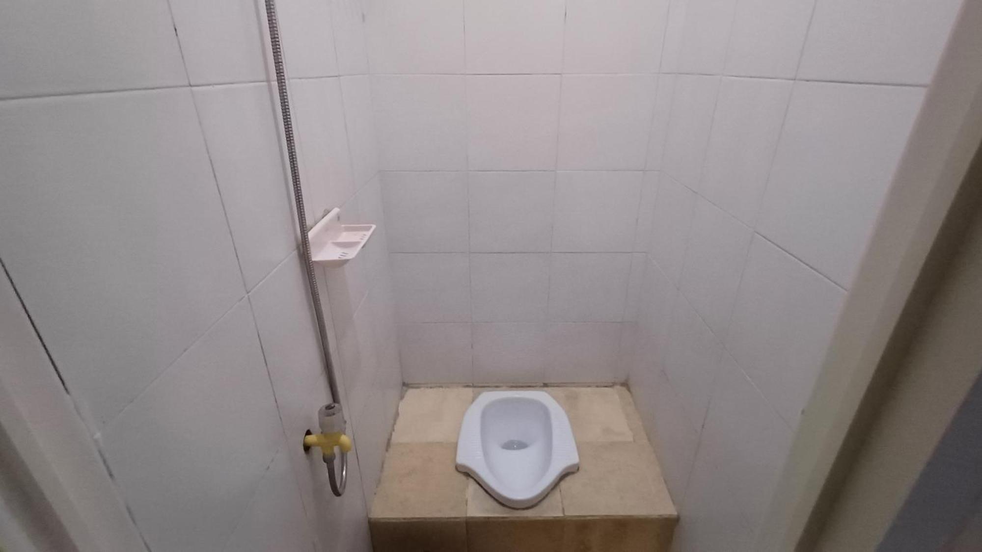 Kost Carmelia Syariah Baranangsiang Bogor Hotel Bagian luar foto