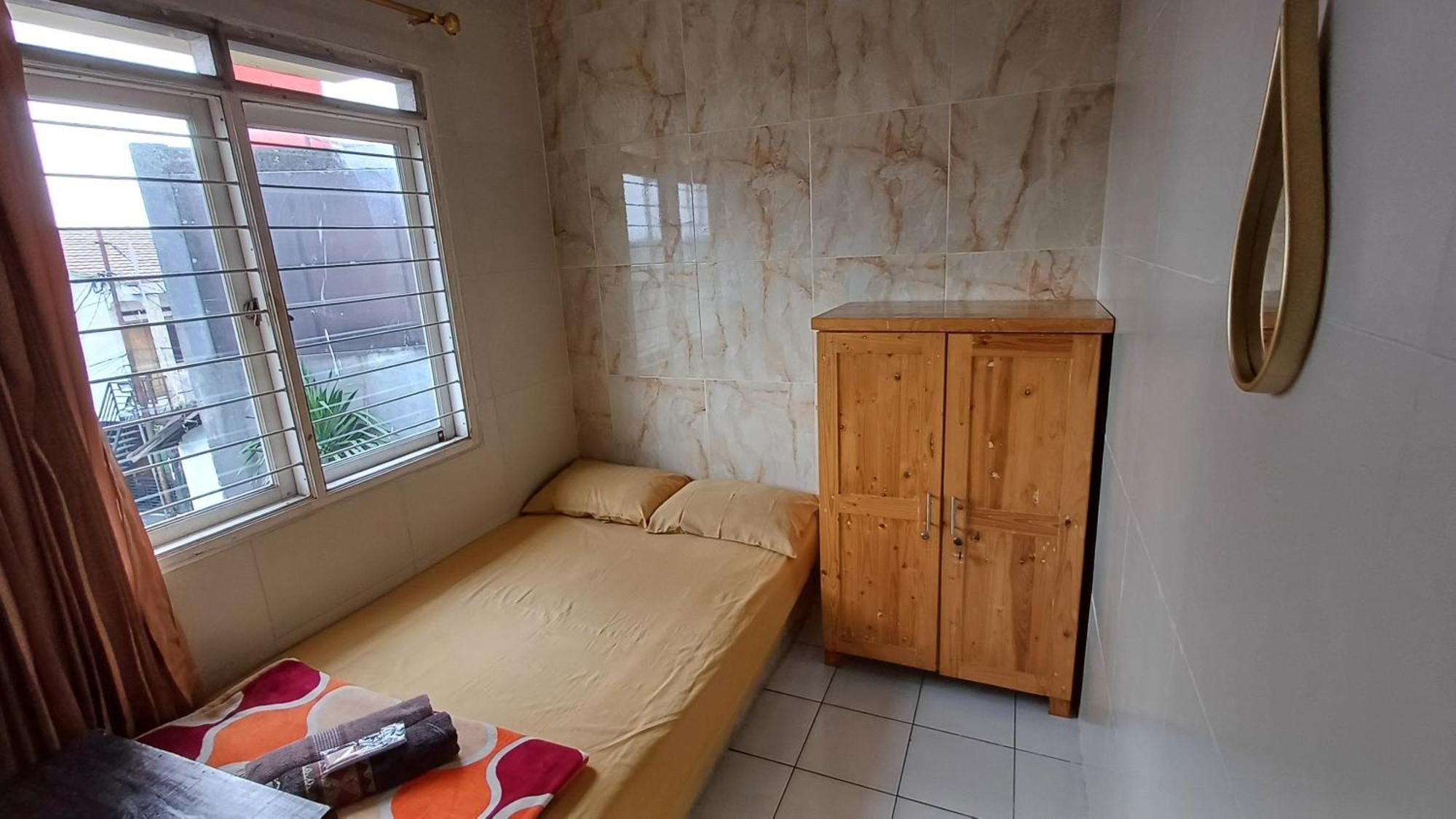 Kost Carmelia Syariah Baranangsiang Bogor Hotel Bagian luar foto